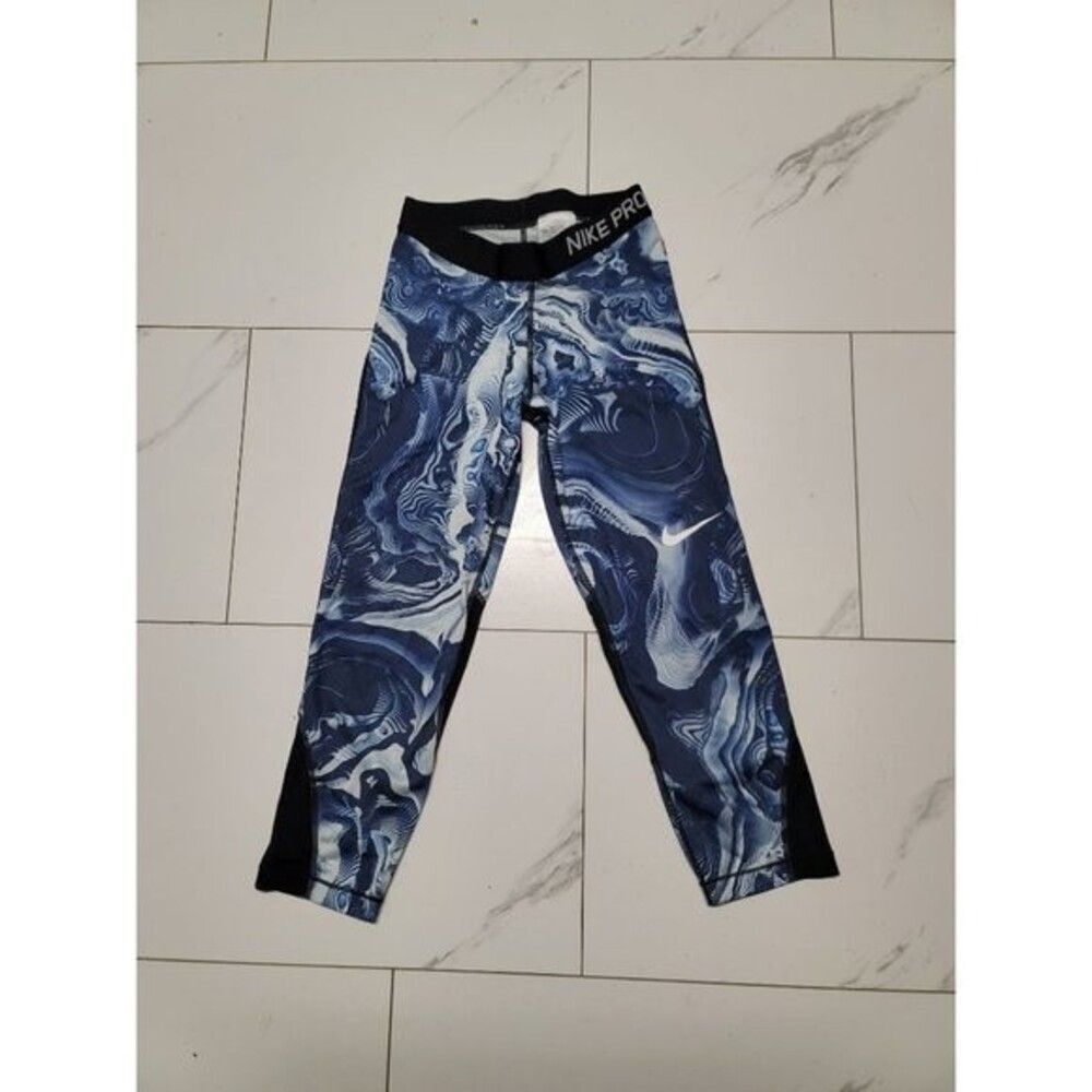~ womens blue, black water patterned nike dri fit athletic leggings - size XS